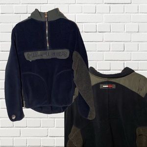 Vintage Tommy Hilfiger fleece pull-over